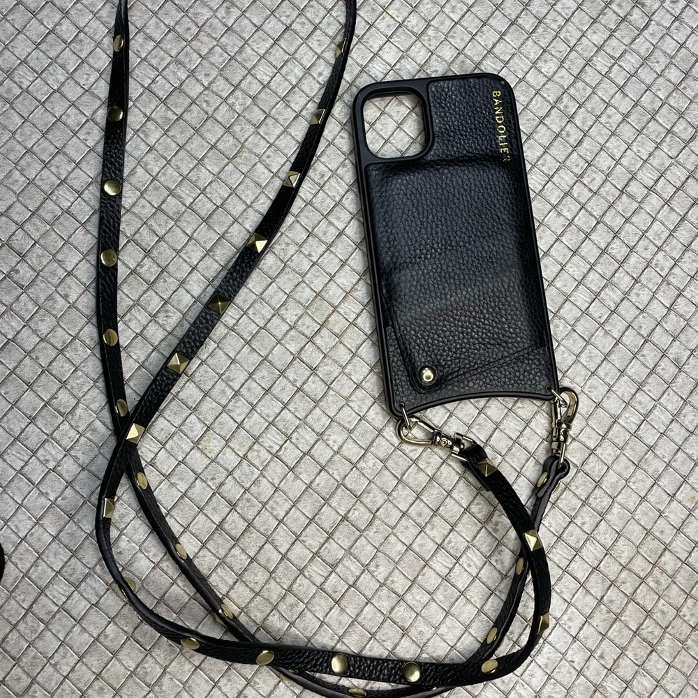 Bandolier Sarah Pebble Leather CrossbodyBlack/Gold